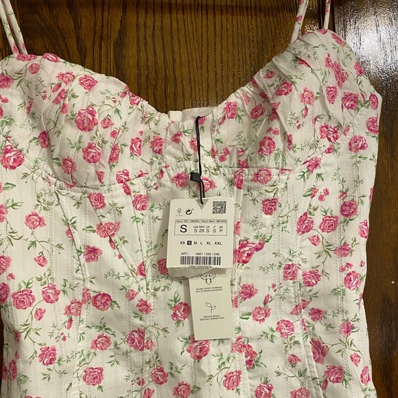 Zara mini dress 🧚🏻✨ - Picture 3 of 5